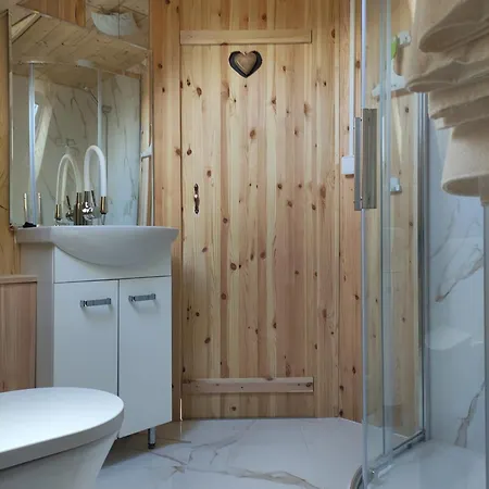 Podkrovni Apartman Apartmán *